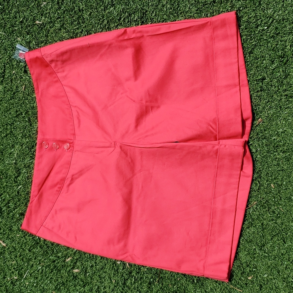 NEW Worthington Stretch Modern Fit Pink Shorts Size 12